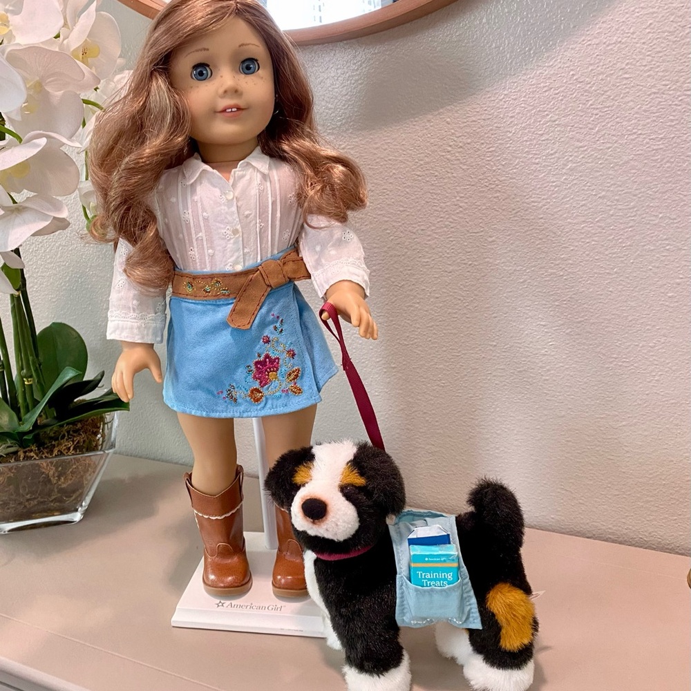American Girl Doll Nicki Fleming GOTY 2007 and dog Sprocket